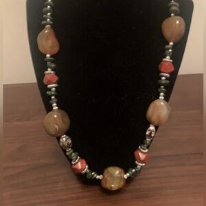 ✅  Agate and carnelian Gem stone Necklace